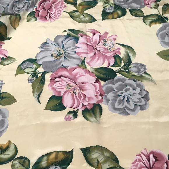 Silk Square Floral Scarf - Picture 2 of 6